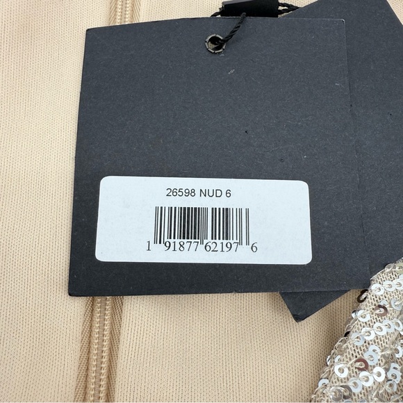 Mac Duggal Silver Sequin V Neck Wrap Gown Nude Formal Evening Dress 6 NWT - Picture 11 of 12